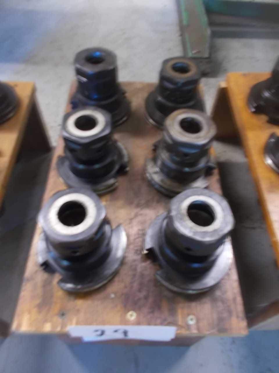 6 Valenite Cat 50 TG100 Collet Holders - MACHINING ACCESSORIES & TOOLING