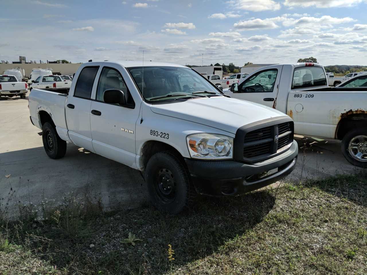 2008 Dodge Ram 1500 4x4 4.7L Pickup Truck - HYDRO EXCAVATOR TRUCKS 2008 Dodge Ram 1500 4x4 4.7L Pickup Truck - HYDRO EXCAVATOR TRUCKS