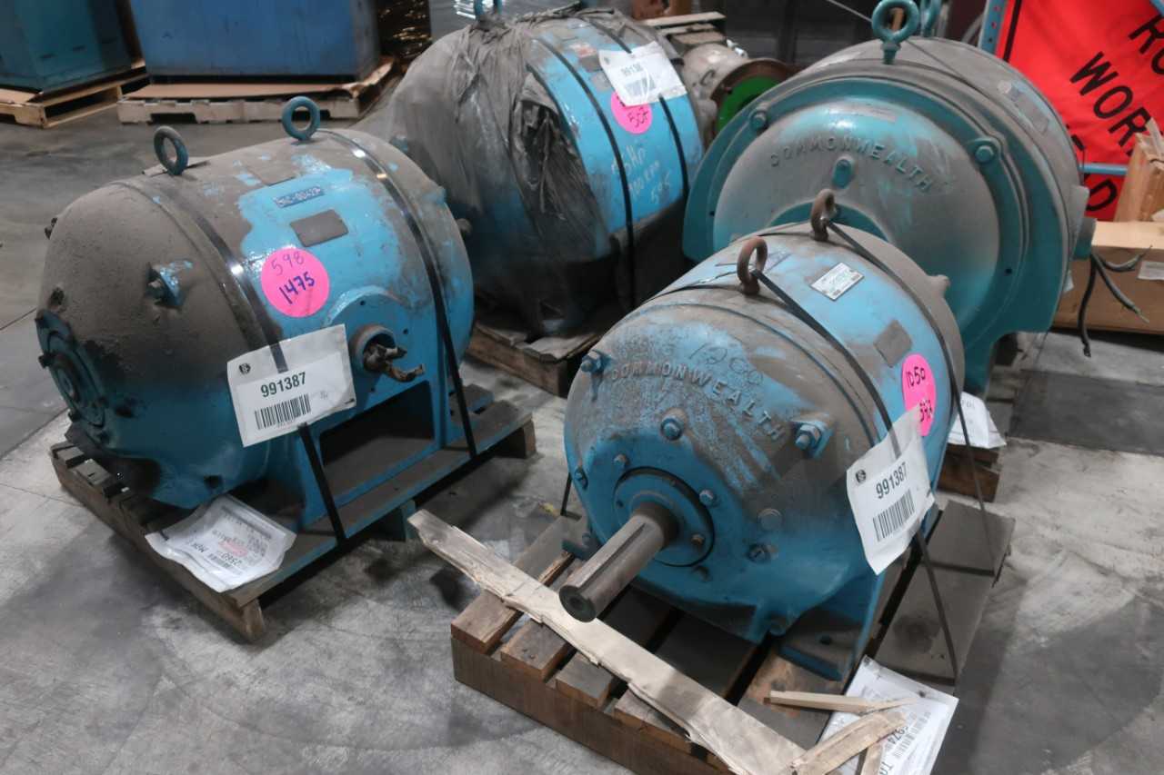 LOT OF 4 ASSORTED 550V AND 575V ELECTRIC MOTOR - ELECTRIC MOTORS