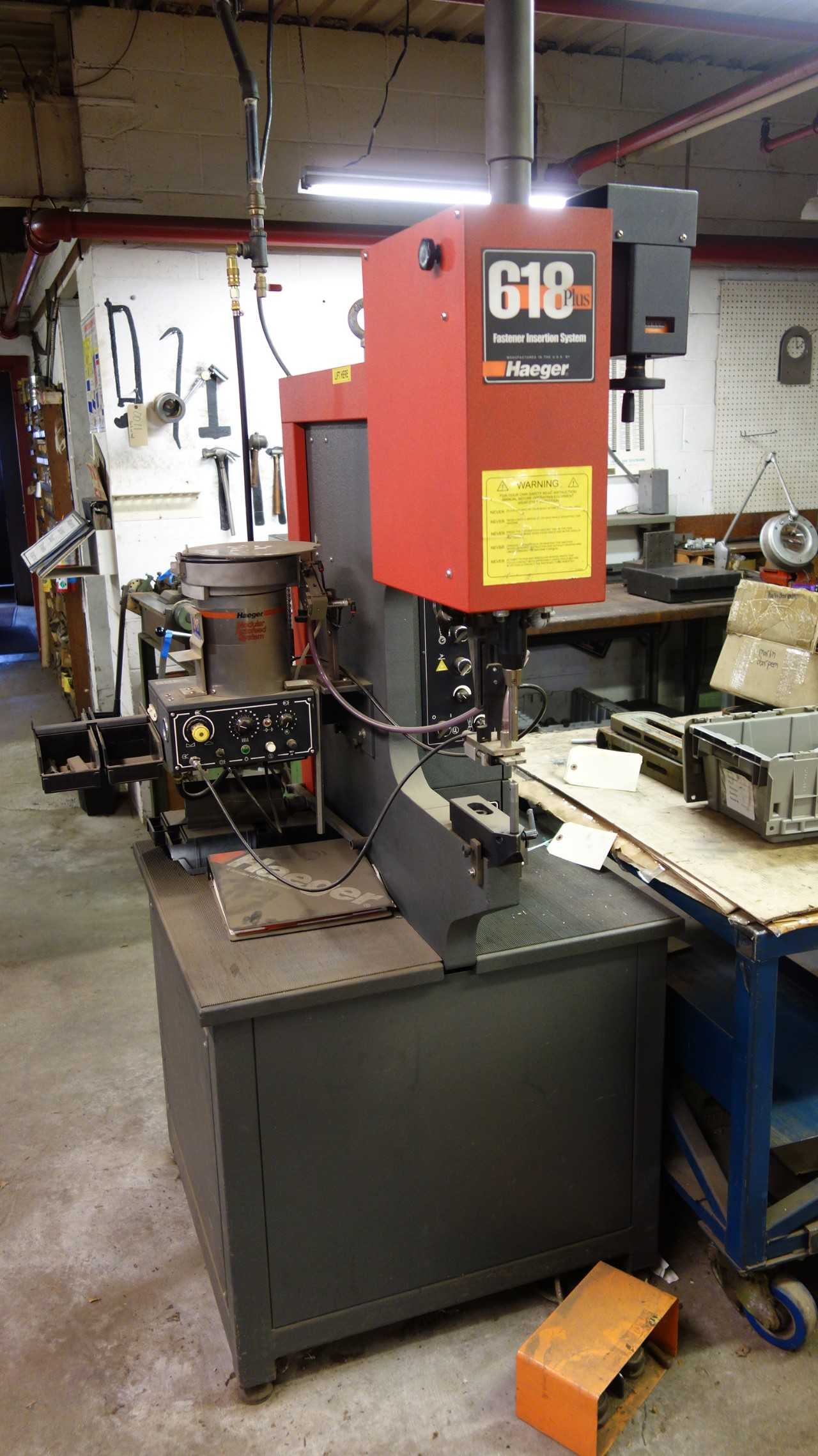 HAEGER 618PLUS-L FASTENER INSERTION SYSTEM PRESS MACHINE 208/240V-AC - PRESSES