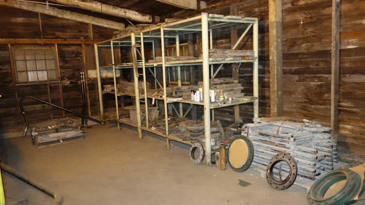 CONTENTS OF RACK AND FLOOR, FLANGES, PIPING, TUBES - PLANT & FACILITY