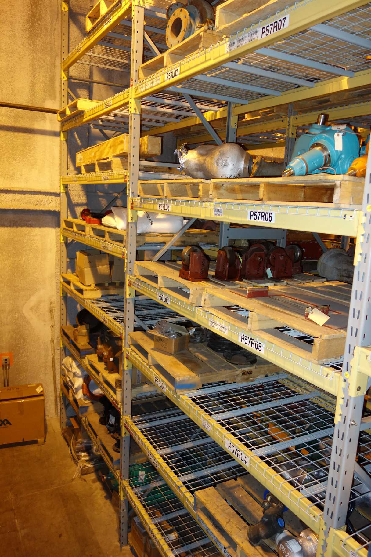 CONTENTS OF 1 UPRIGHT RACKING SECTION, VALVES - VALVES