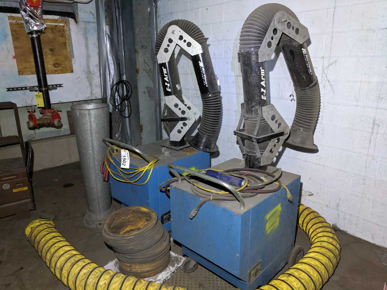 LOT OF 2 AIRFLOW SYSTEMS PCH1-BI DUST COLLECTORS - DUST COLLECTOR