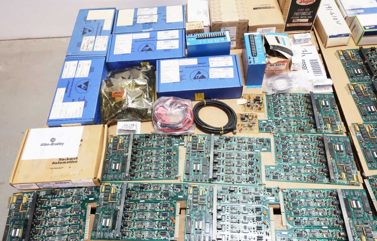 2 PALLETS OF PCBS AND CONTROLS - BOSCH REXROTH, WESTINGHOUSE, ALLEN BRADLEY - INDUSTRIAL PARTS
