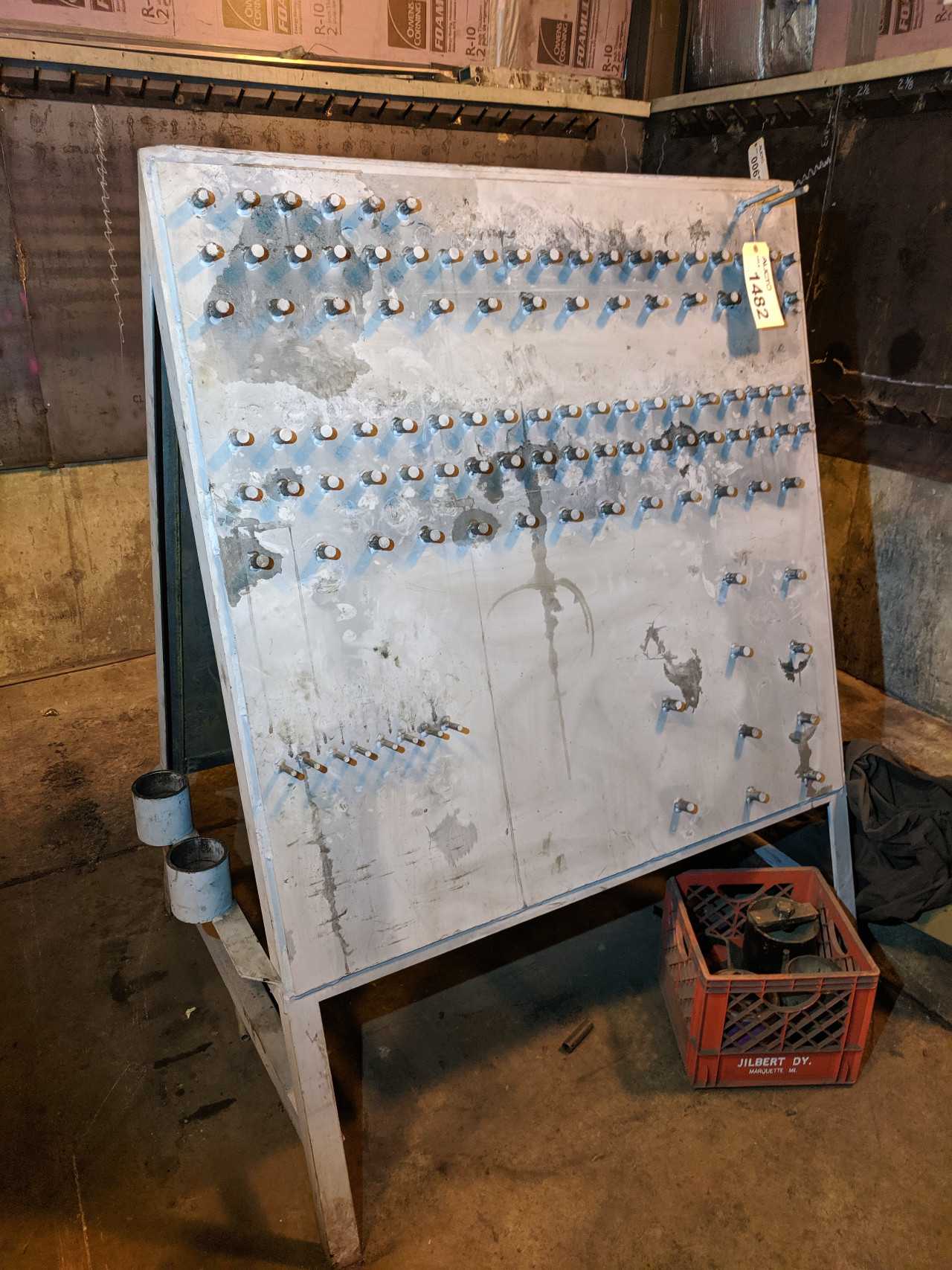 SOCKET AND TOOL STORAGE SHELVING - TOOL STORAGE