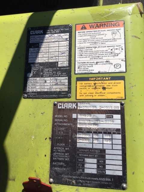 2000 Forklift, Clark, Model TMG-25, - FORKLIFTS
