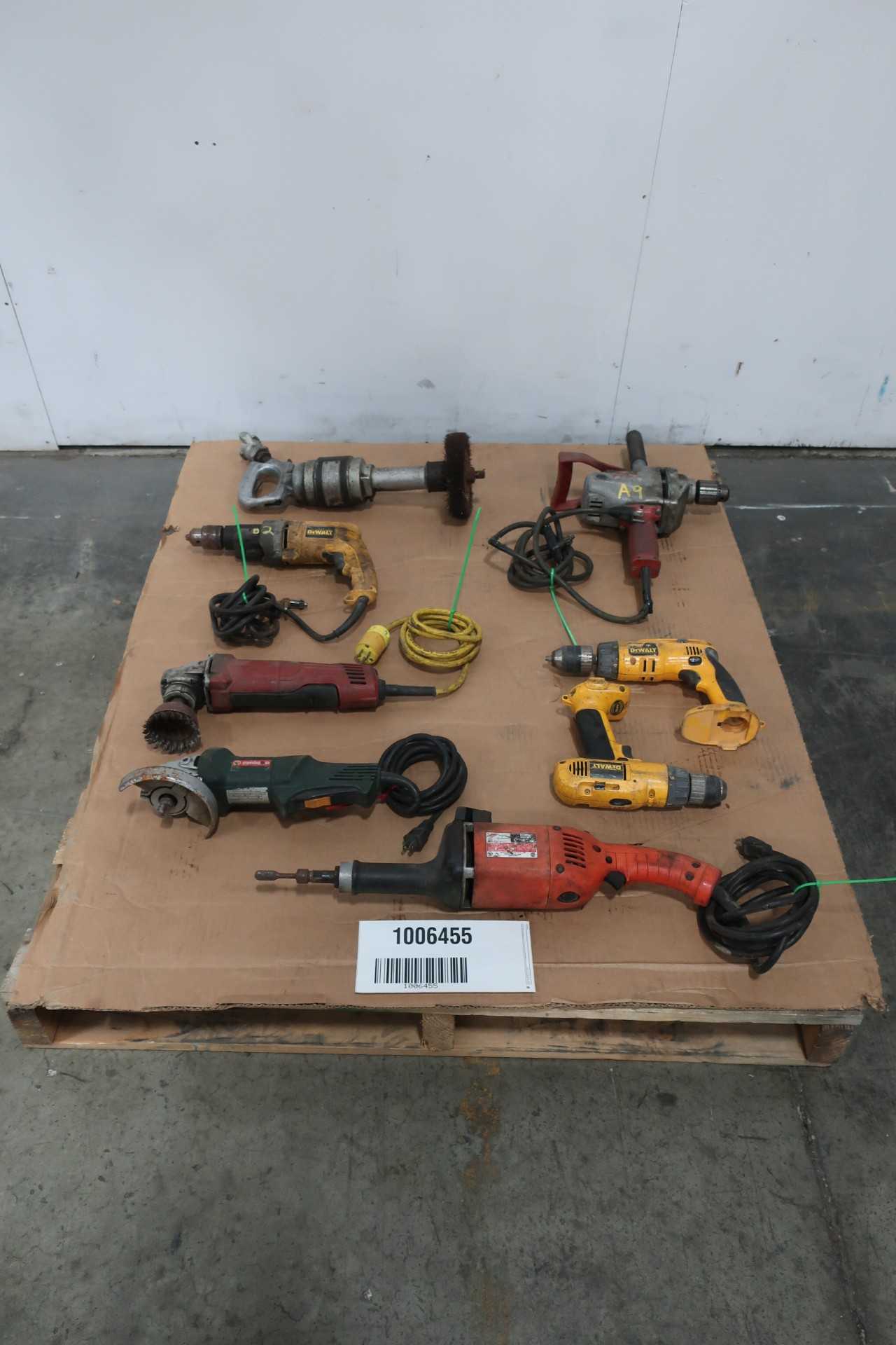 PALLET OF ASSORTED POWER TOOLS - ELECTRIC POWER TOOLS