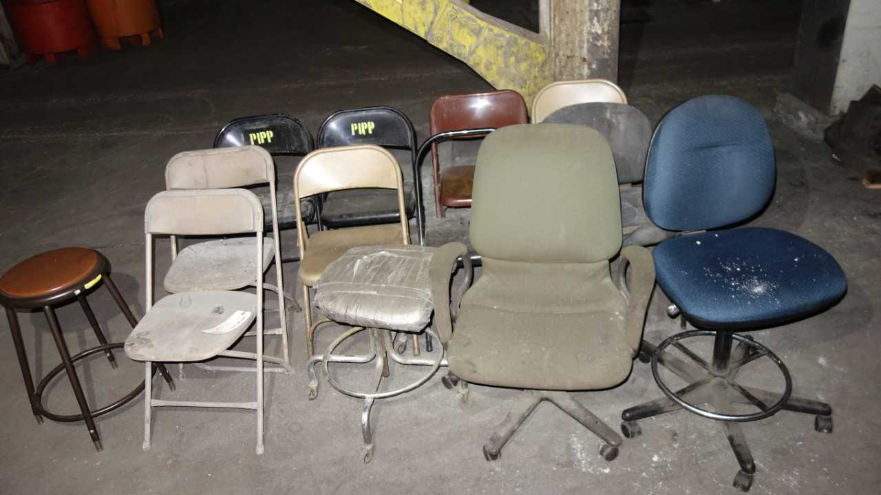 LOT OF 13 CHAIRS - MISCELLANEOUS