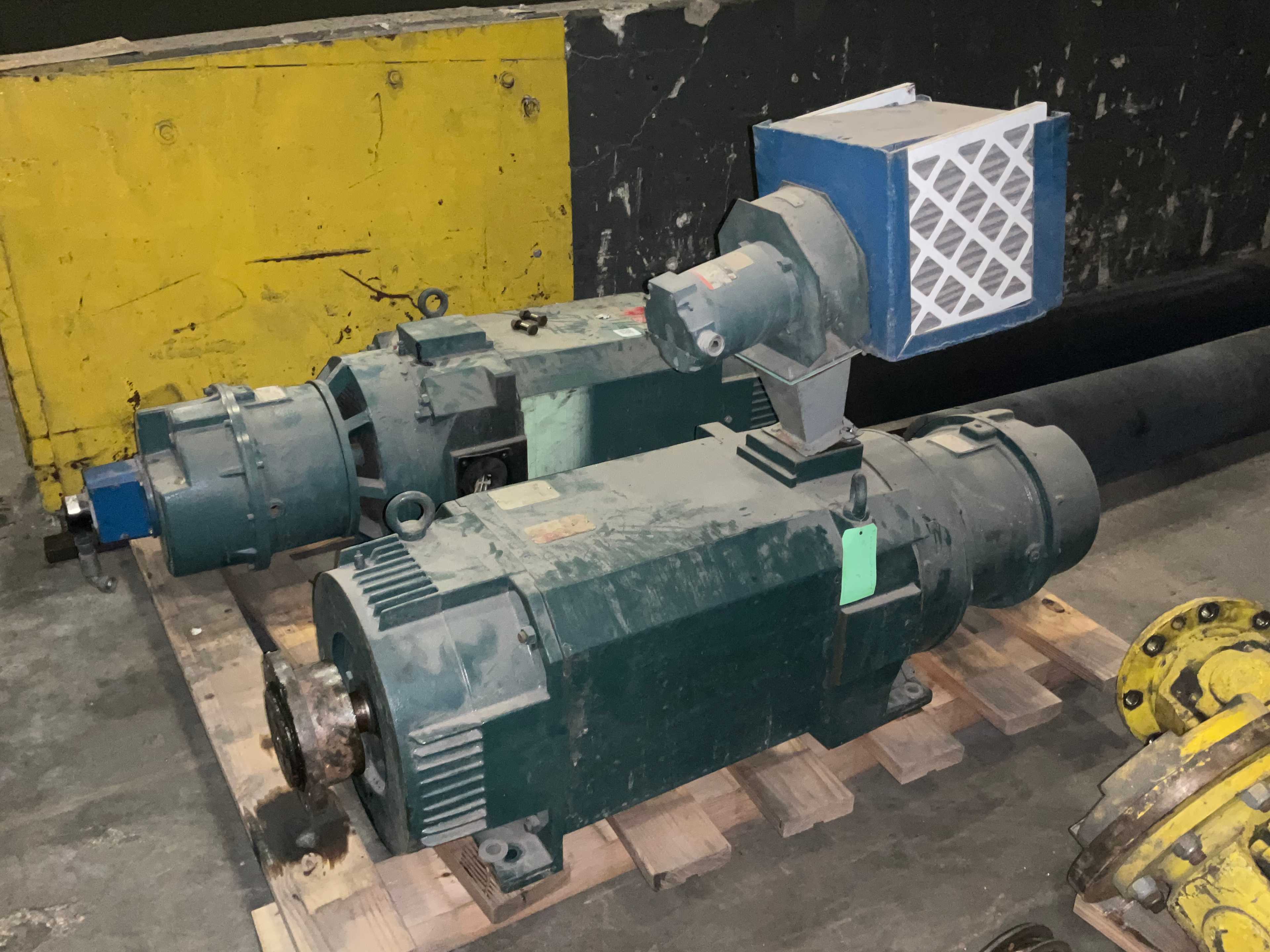 QTY 2- ALLEN BRADLEY DC MOTORS - DC MOTOR