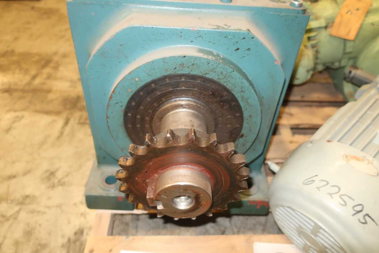 1 PALLET OF ASSORTED GEAR REDUCERS DODGE US MOTORS TIGERTECH - ELECTRIC MOTORS