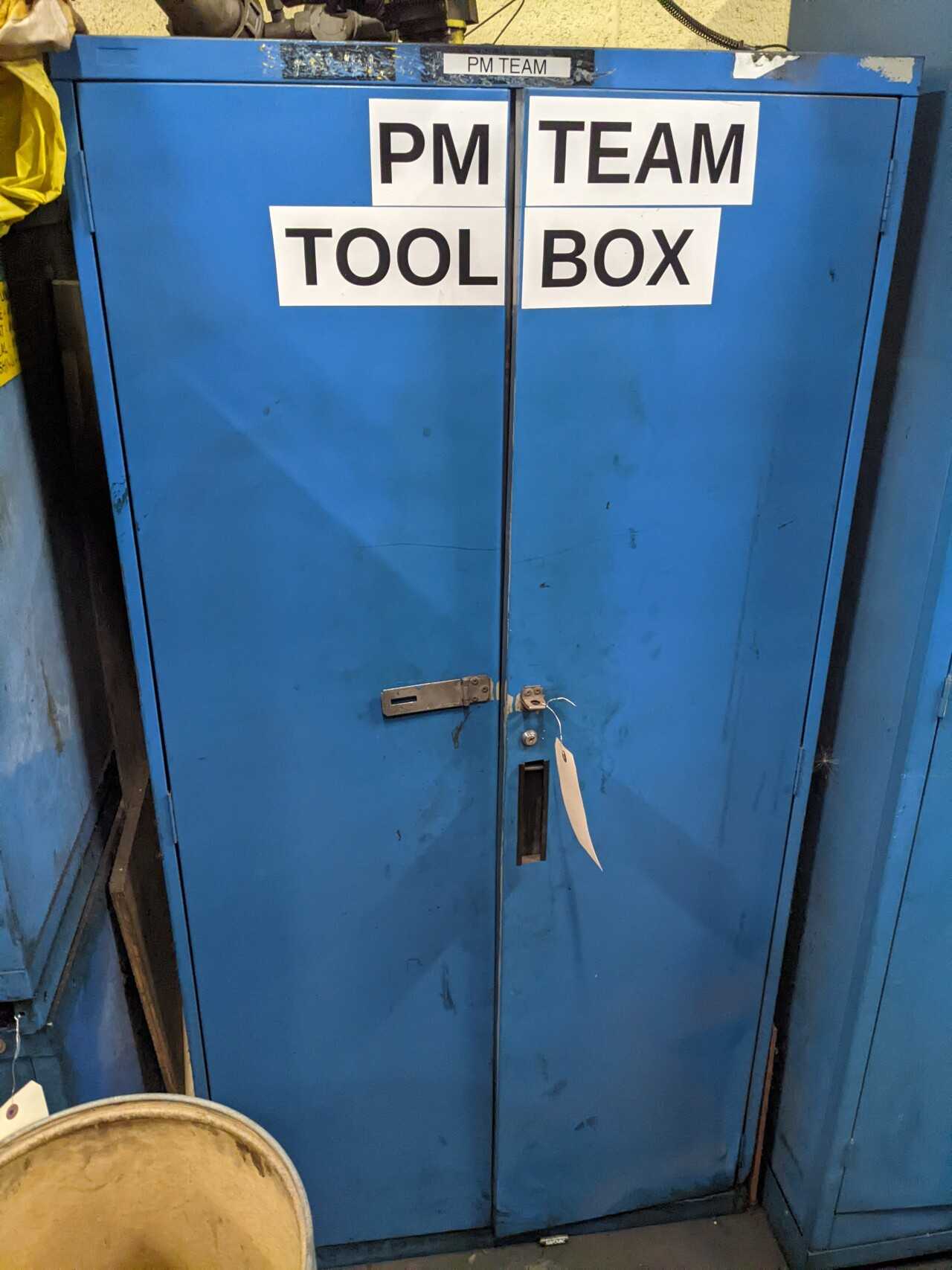 2 DOOR TOOL CABINET WITH CONTENTS, ASSORTED TOOLS, SOCKETS, AIR GUNS, CLAMPS, GREASE GUNS, CHAINS - TOOL STORAGE