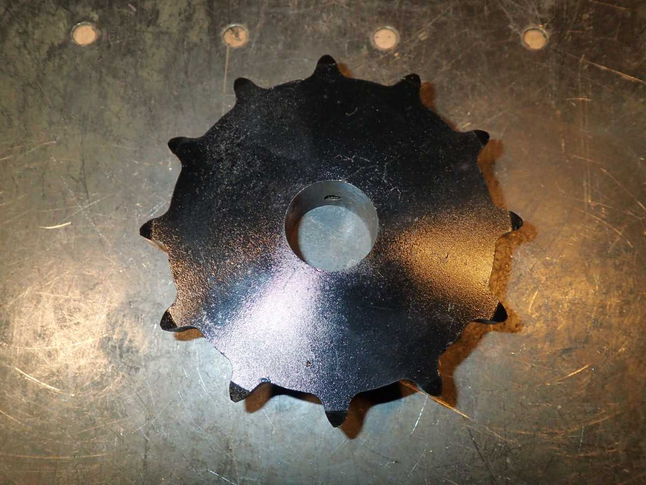 H922 Type B 5/16” Wide B504 Block Chain Sprocket: 12 Teeth 1" Smooth Bore, NOS - ROLLER CHAIN