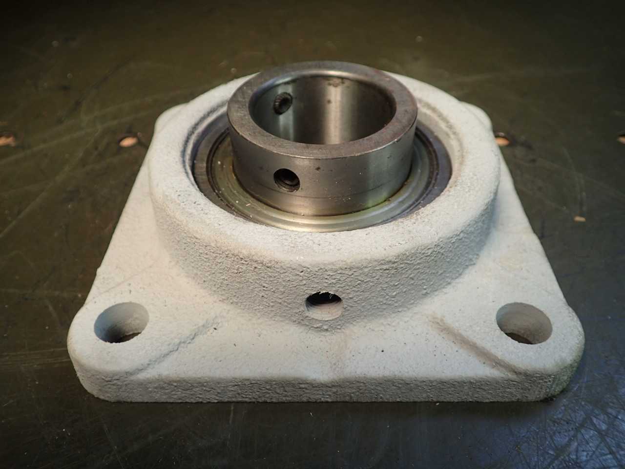 Hub City, 1-1/2" Bore, 4-Bolt Flange Bearing: 1002-02418 FB250x1-1/2 - BEARINGS