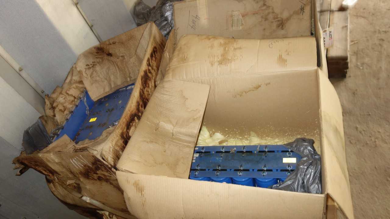 1 PALLET OF GE CAPACITOR BANKS - ELECTRIC MOTORS