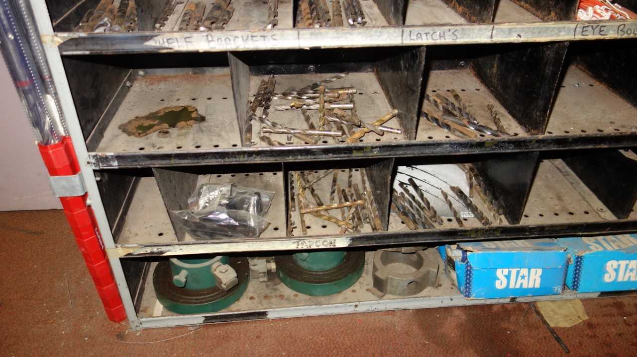 LOT OF ASSORTED DRILL BITS, TAPS, DIES, SETS - ELECTRIC POWER TOOLS