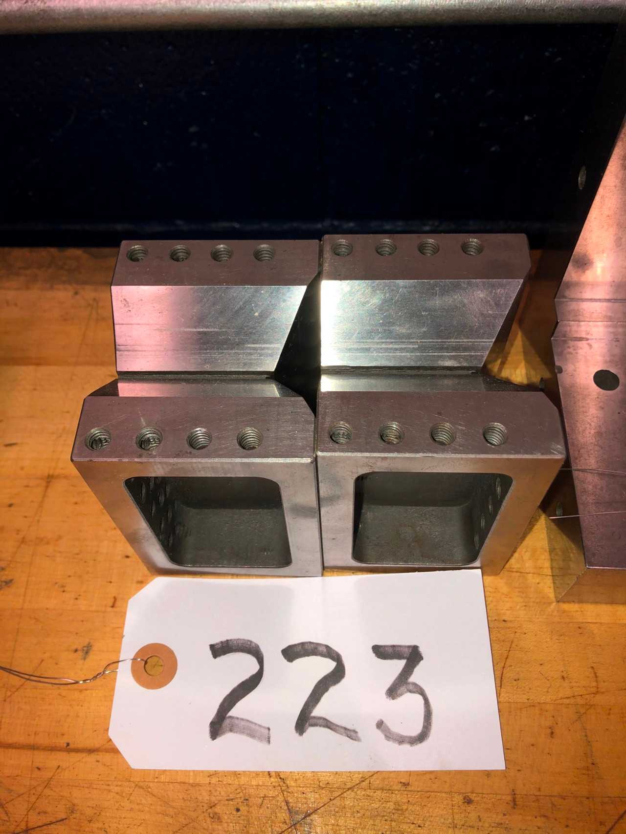 2-V-Block Parellel Set - INDUSTRIAL PARTS