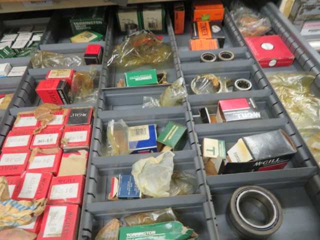 6 Drawer Cabinet with Contents - MISCELLANEOUS