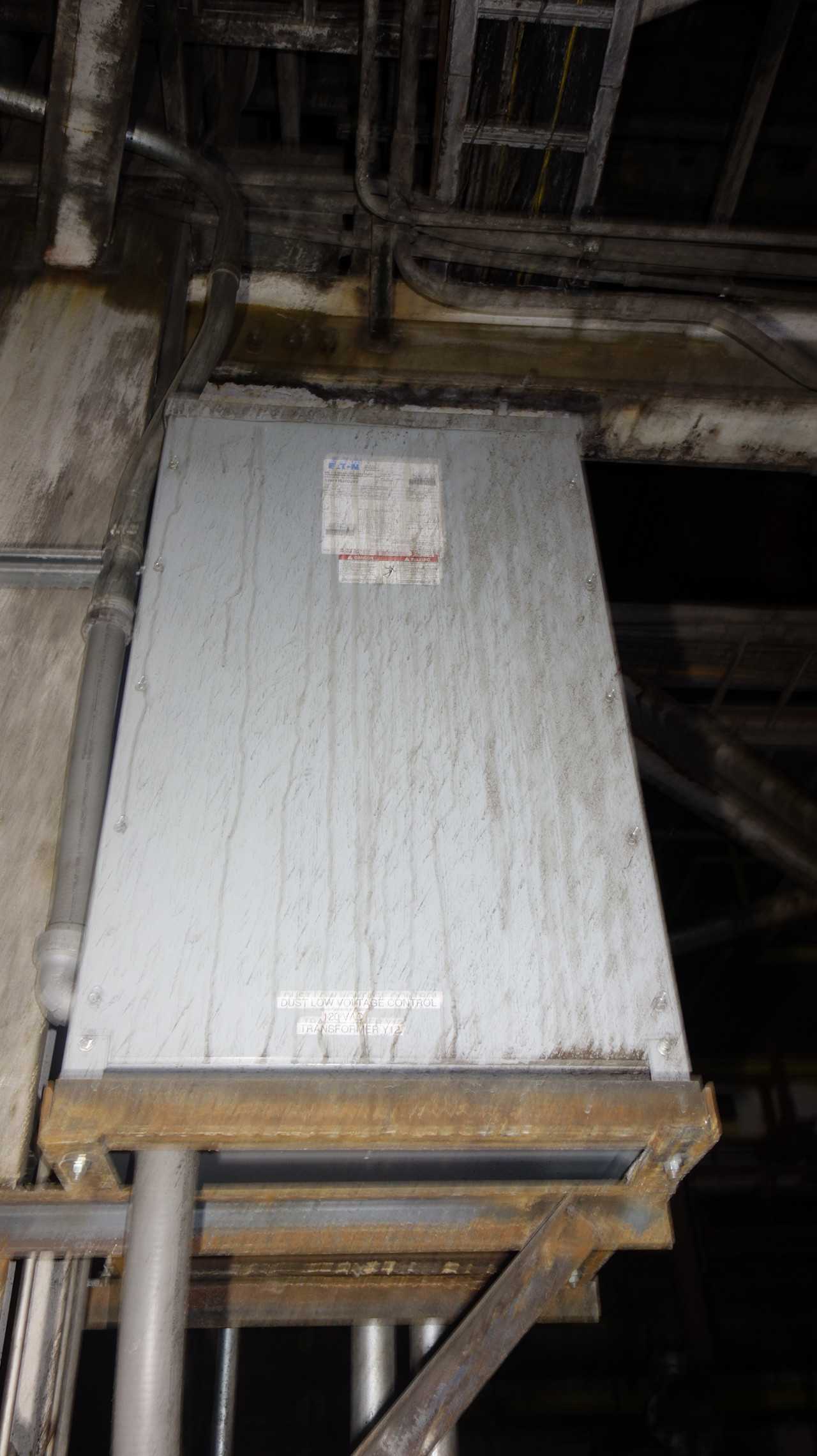 EATON DS-3E 37.5KVA TRANSFORMER W/ PANELBOARD - CONTROL TRANSFORMERS