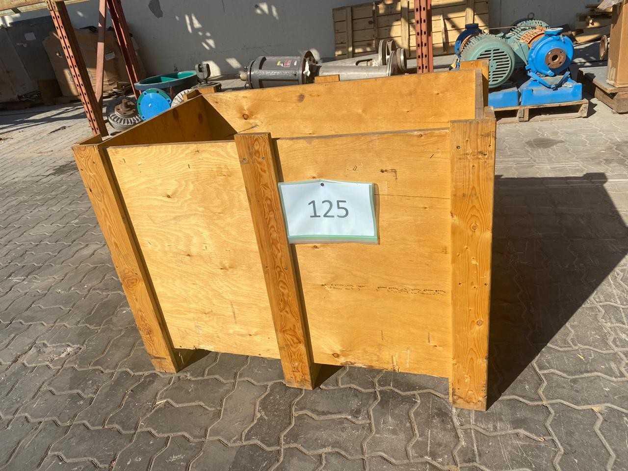 PALLET OF ASSORTED CAT 50 TOOL HOLDERS - MACHINING ACCESSORIES & TOOLING