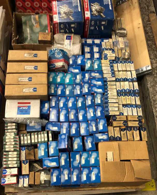 1 pallet of assorted bearings - BEARINGS