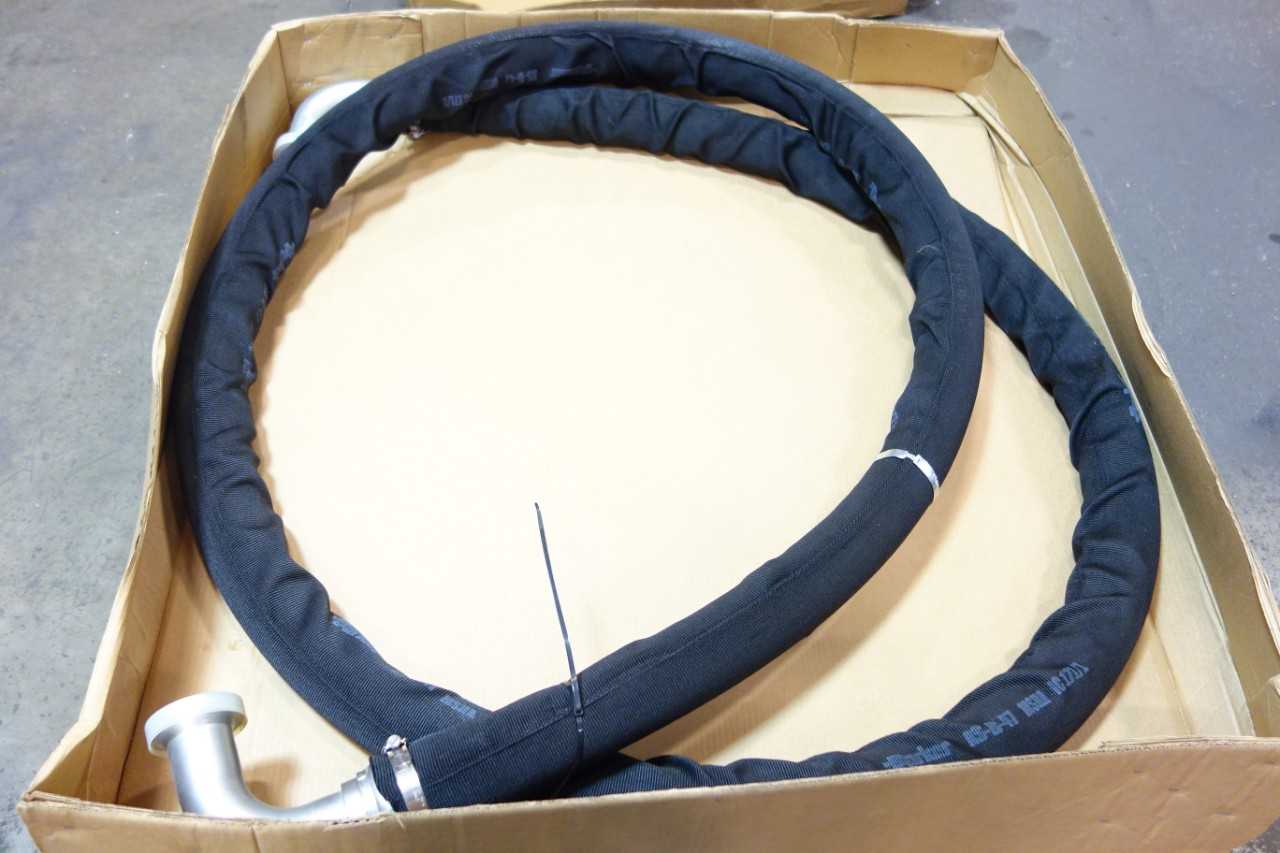 1 PALLET OF ASSORTED HYDRAULIC HOSES- PARKER - HYDRAULIC HOSE
