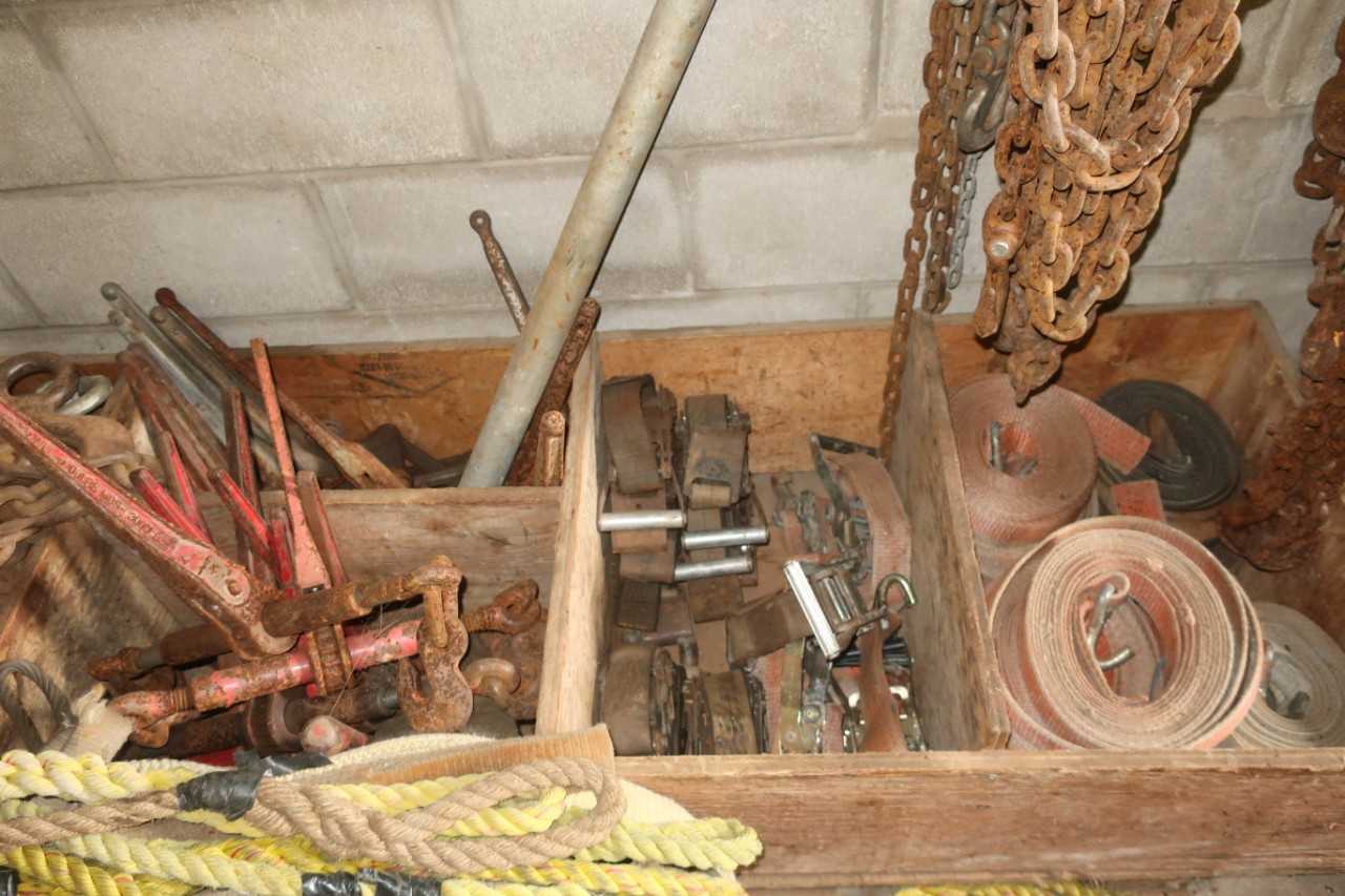 CRATE OF ASSORTED RATCHETING TOOLS - LIFTING EQUIPMENT