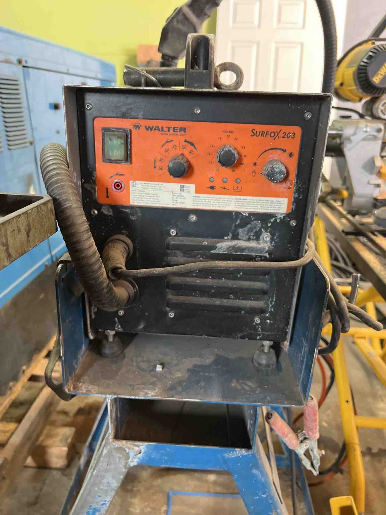 Walter Surfox 203 Stainless Steel Weld Cleaner - WELDING EQUIPMENT