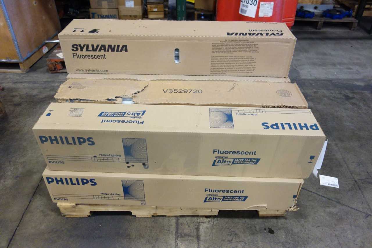 1 PALLET OF FLUORESCENT BULBS - LIGHTING