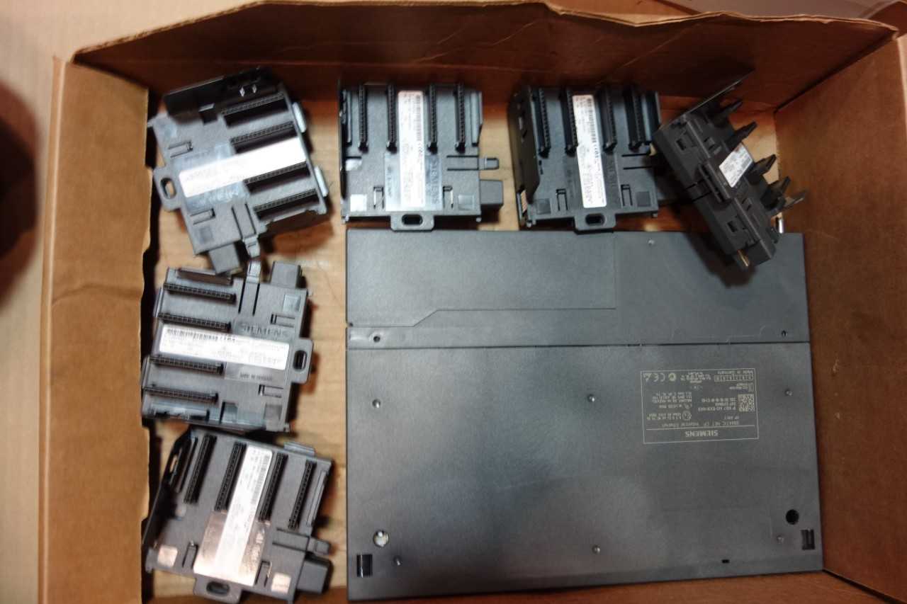 1 LOT OF MODULE CONTROLS, CPU PROCESSOR CONTROLS- SIEMENS - AUTOMATION & CONTROLS