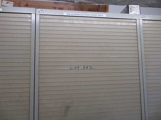 Cabinet and Contents - SHELVING