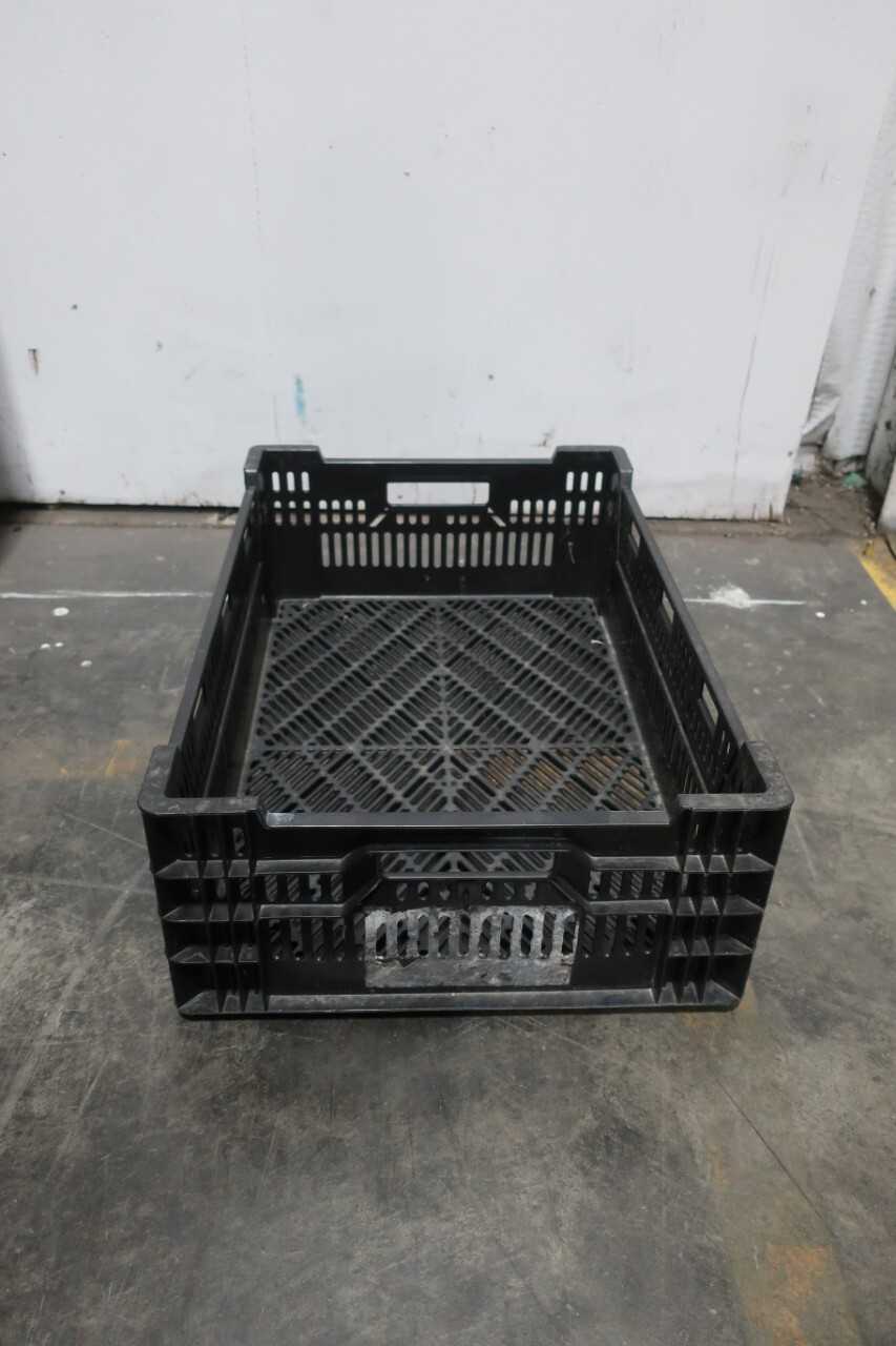 24 PALLETS OF STORAGE TOTES, APPX. 1000 TOTES - MATERIAL HANDLING