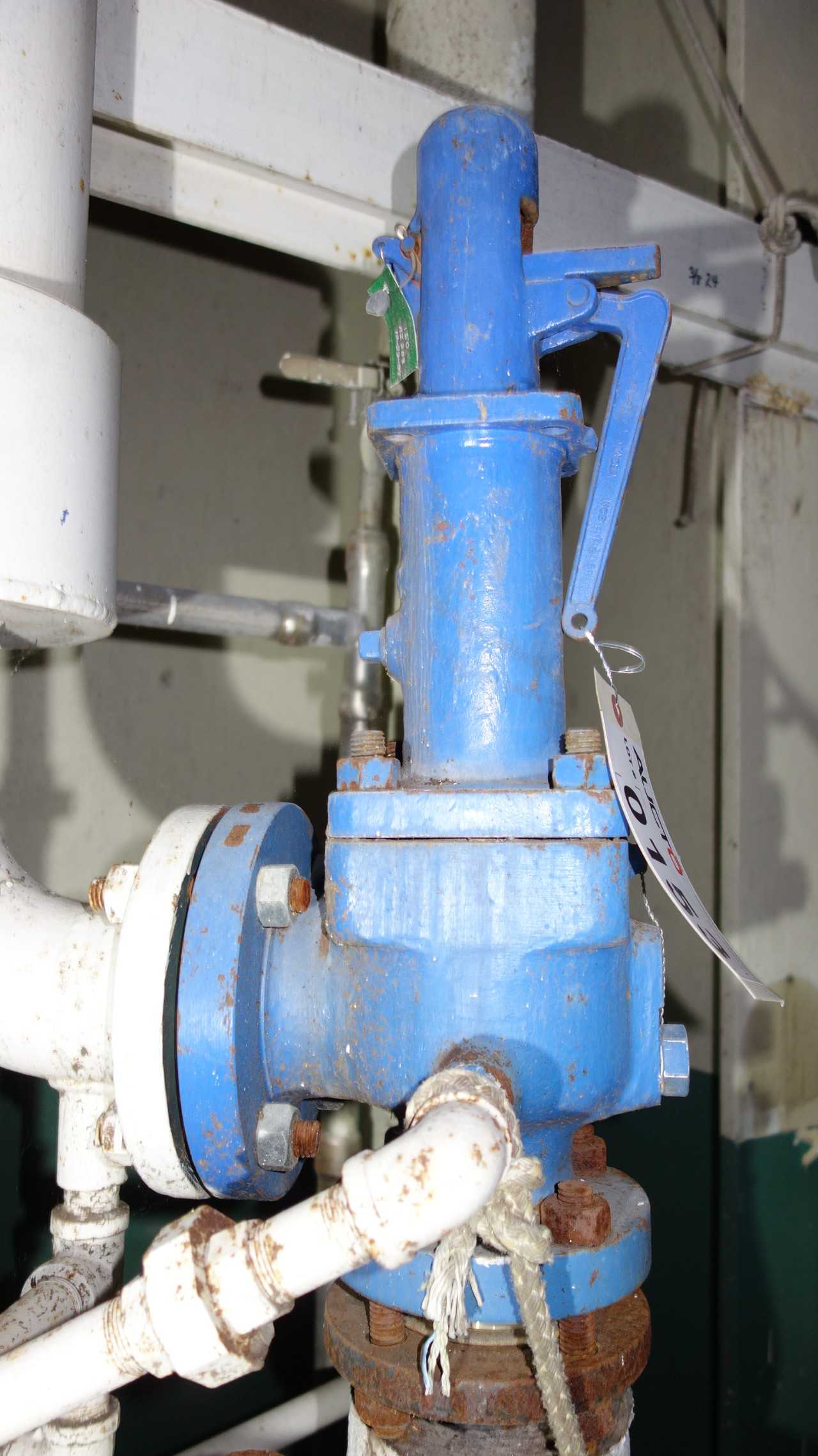 CROSBY 2" X 3" STEEL RELIEF VALVE 2J3 150 PSIG - RELIEF VALVE