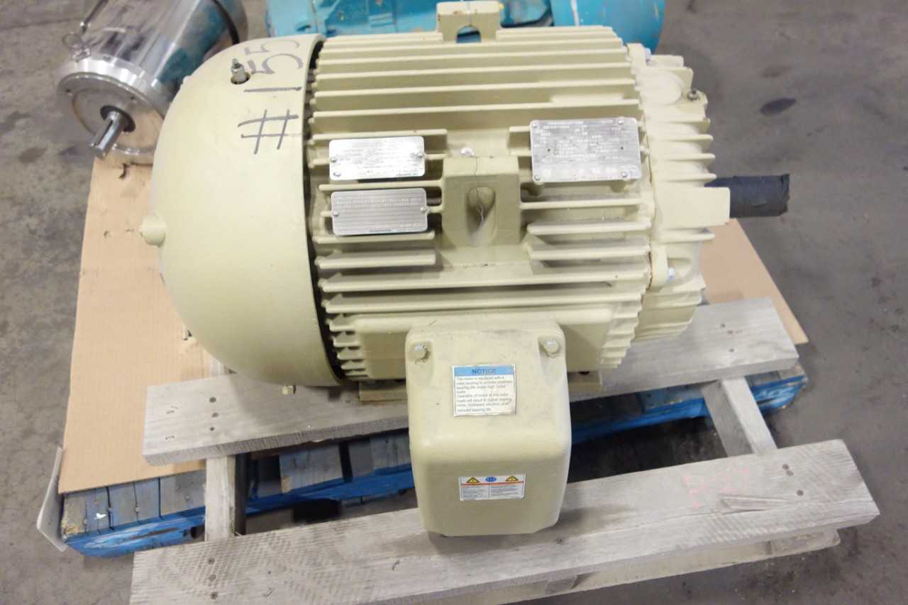 LOT OF 3 ASSORTED ELECTRIC MOTORS - ELECTRIC MOTORS