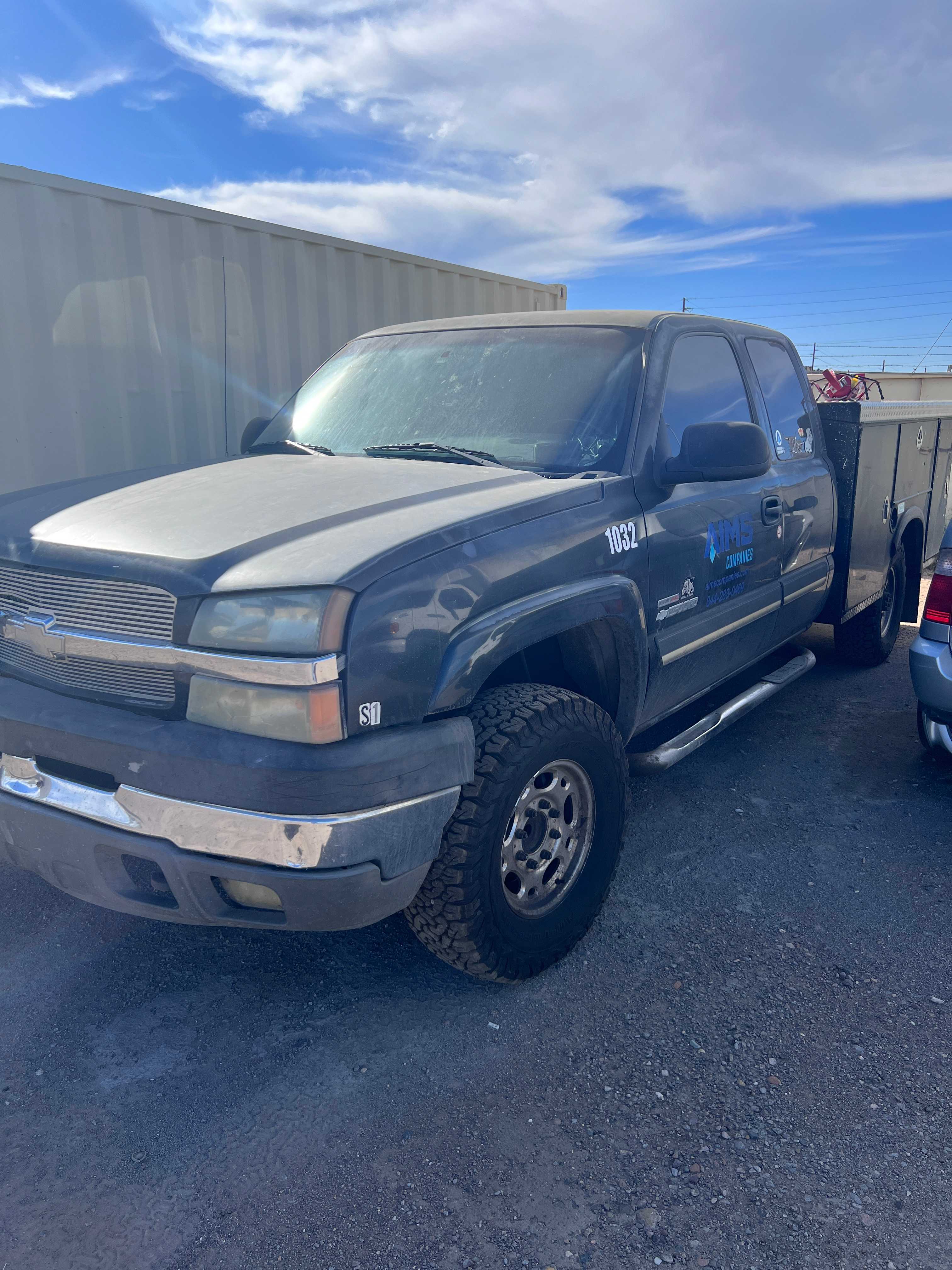 2003 Chevy 2500 service body diesel - HYDRO EXCAVATOR TRUCKS