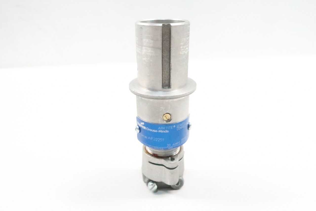 CROUSE HINDS APJ2251 ARKTITE PLUG 2P 2W 20A AMP - CONDUIT FITTING