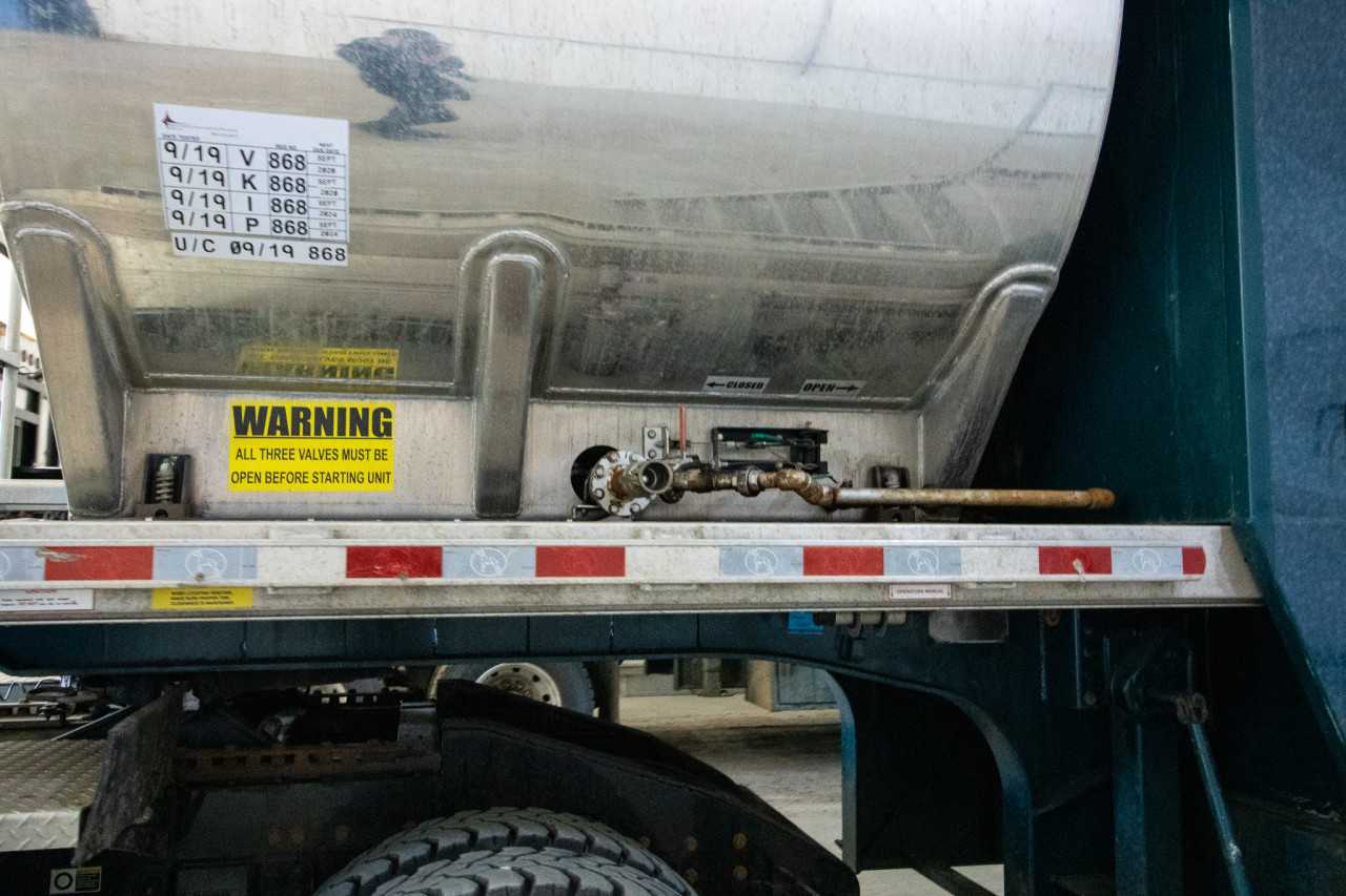 38,000,000 BTU Dragon Frac Water Heater Unit - PALLET JACKS