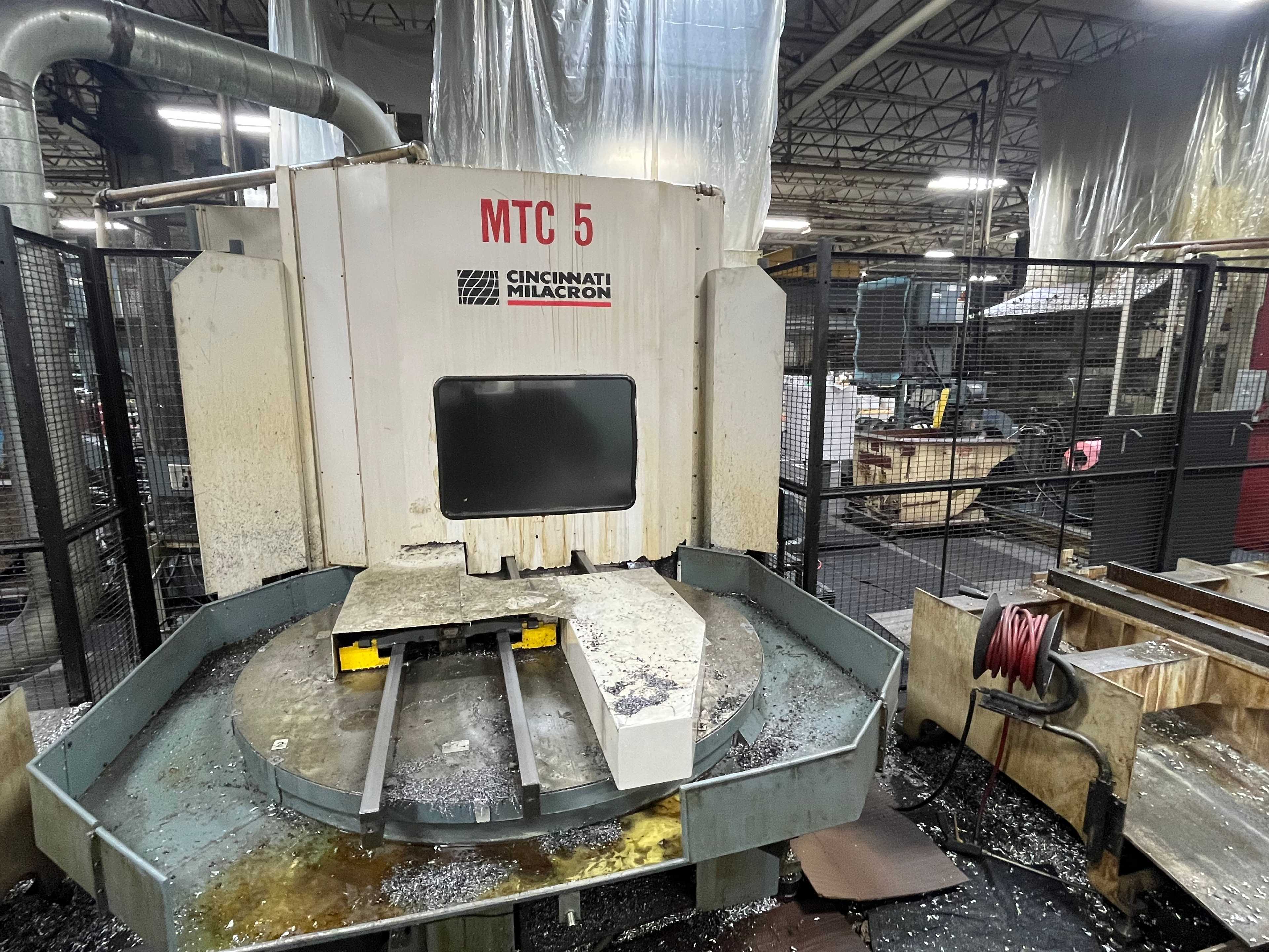 1995 Cincinnati Milacron T-35 5 Axis Horizontal Machining Center w/Siemens Acramatic 950 Control - MACHINING CENTERS