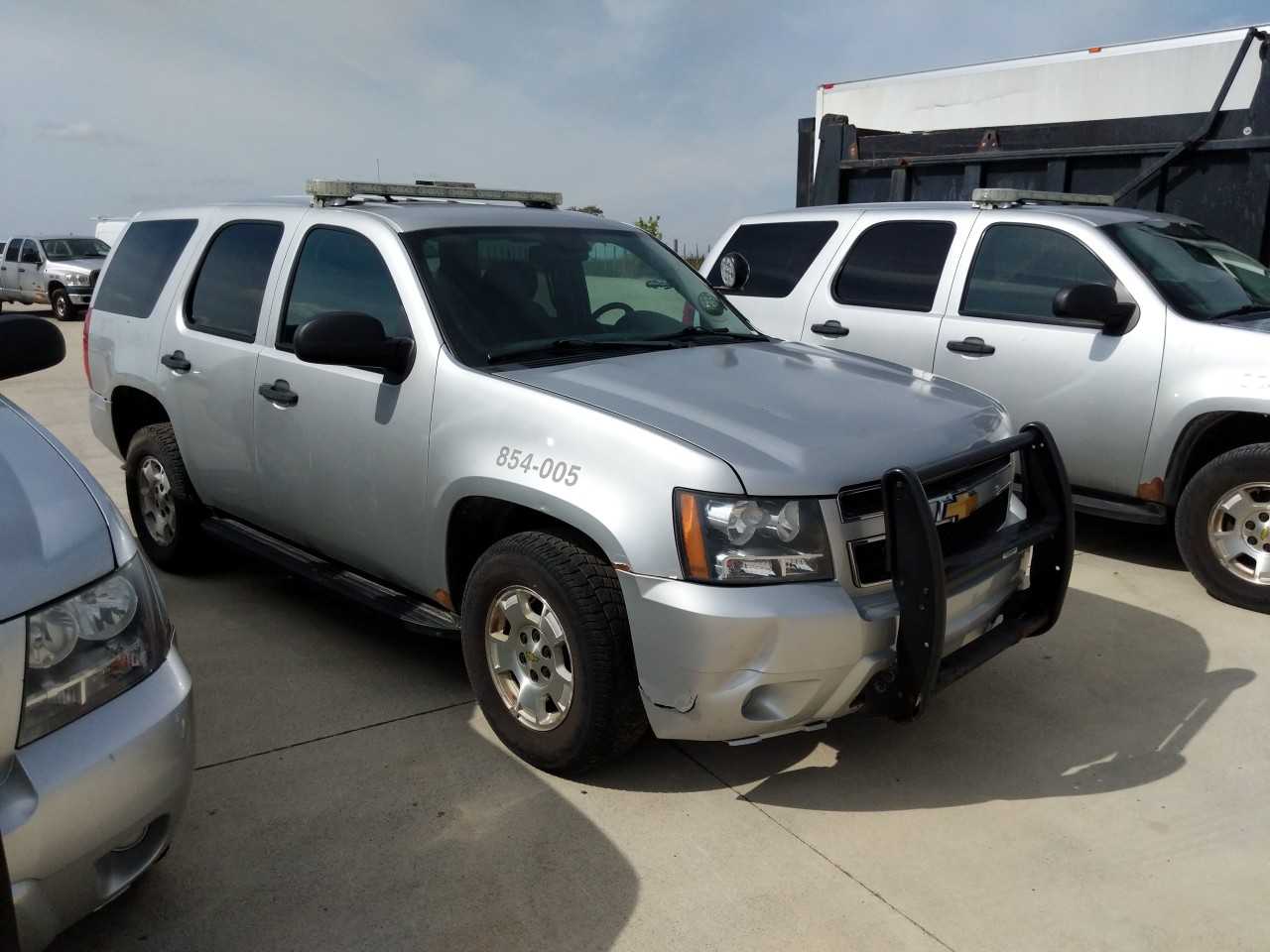 2012 Chevrolet Tahoe 5.3L Engine SUV - HYDRO EXCAVATOR TRUCKS 2012 Chevrolet Tahoe 5.3L Engine SUV - HYDRO EXCAVATOR TRUCKS