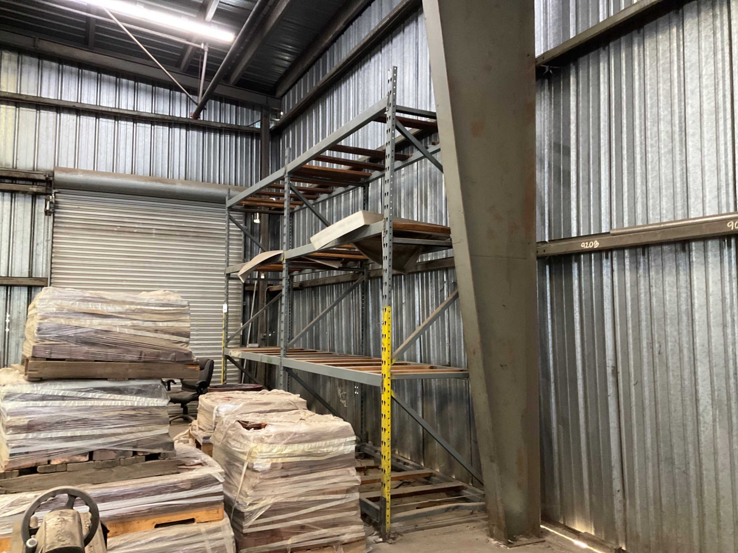 BULK QTY OF PALLET RACKING