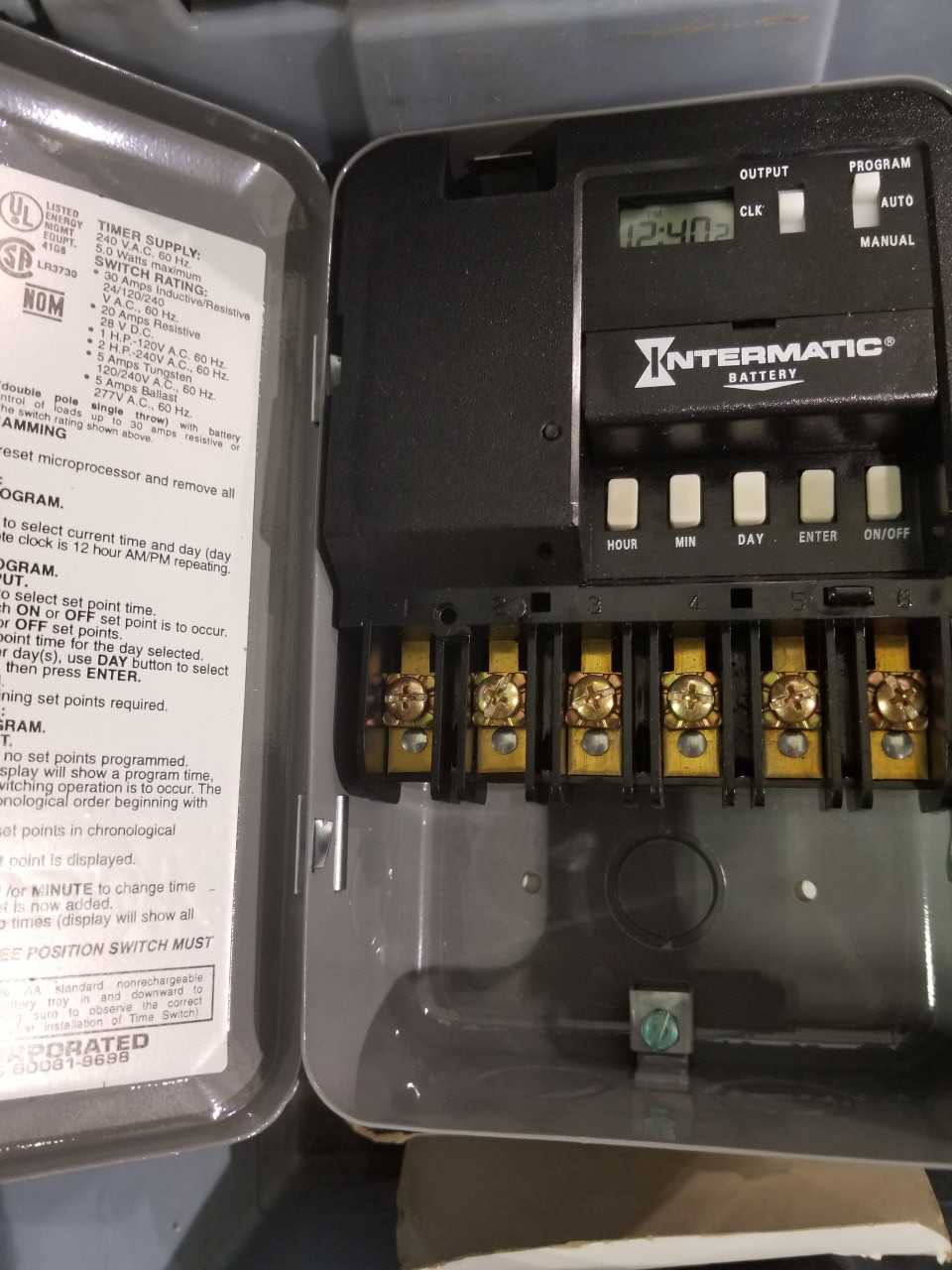 INTERMATIC BATTERY & MISCELLANEOUS PARTS (QTY 4) - ELECTRICAL COMPONENTS