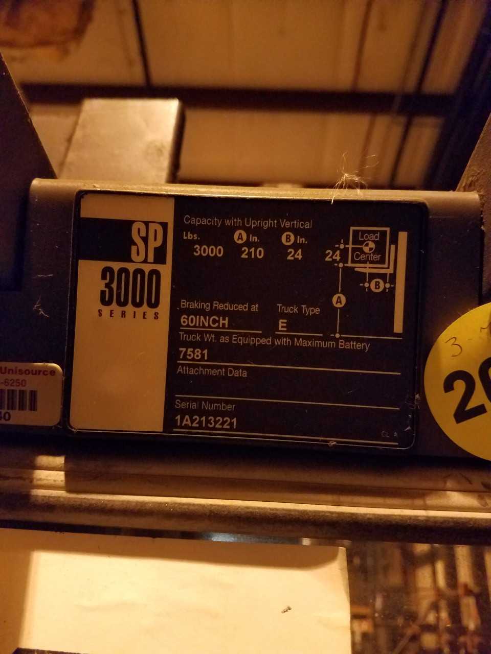 2005 Crown RC302040TT190 standup counterbalanceBaton Rouge LA - FORKLIFTS