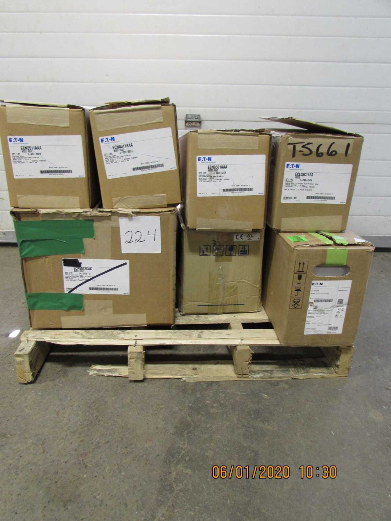 Lot of Eaton - ELECTRICAL COMPONENTS