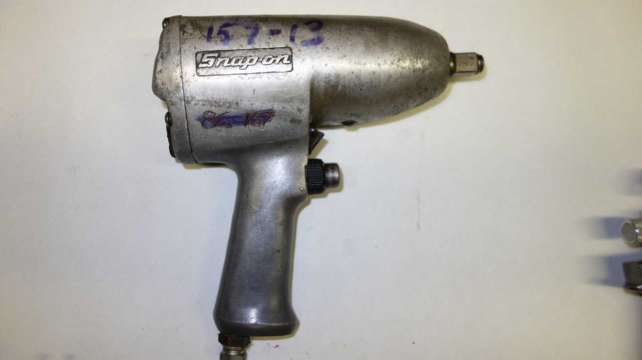 LOT OF 5 ASSORTED PNEUMATIC AIR GUNS - PNEUMATIC POWER TOOL