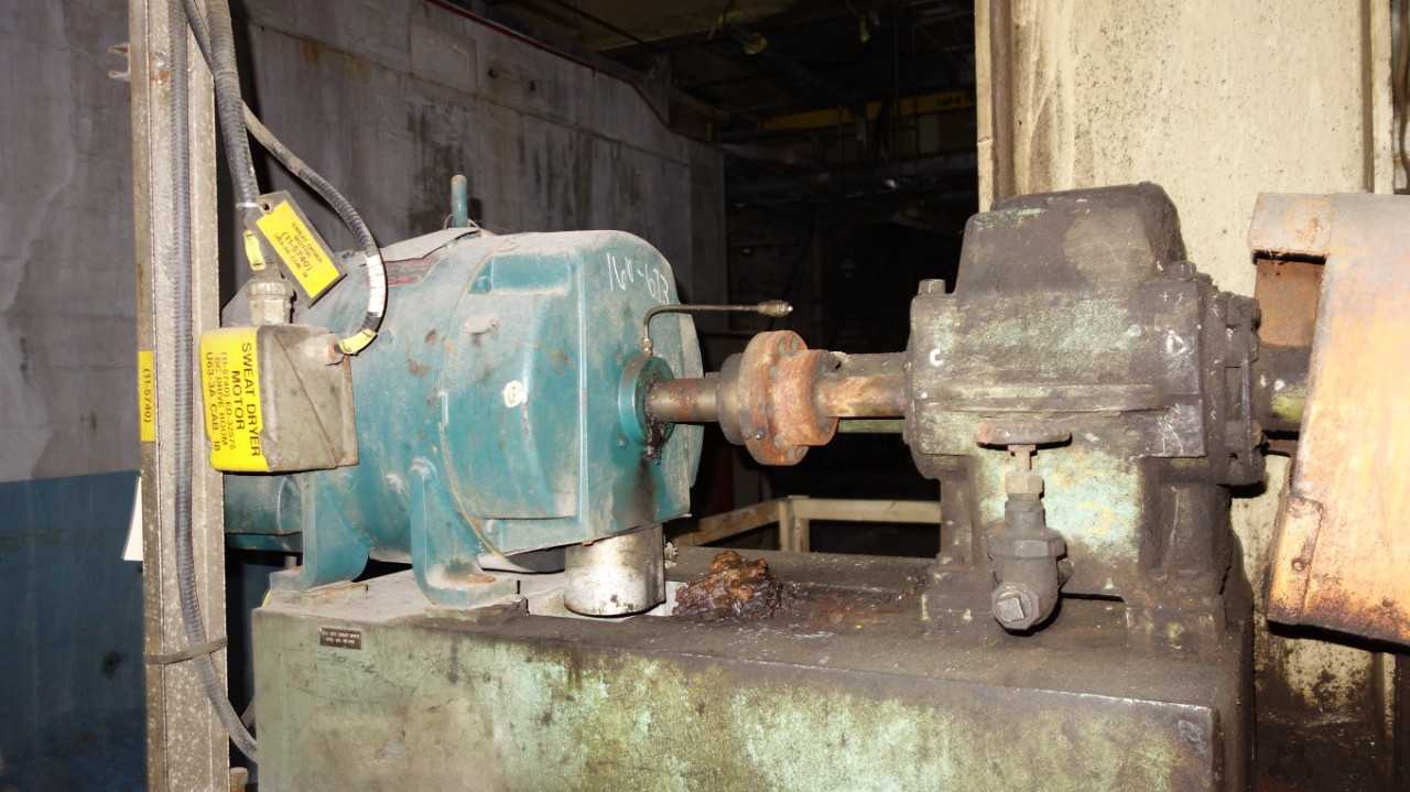 LOT OF 2 AC MOTORS GE 460V-AC GEAR MOTORS, 50HP/25HP - ELECTRIC MOTORS