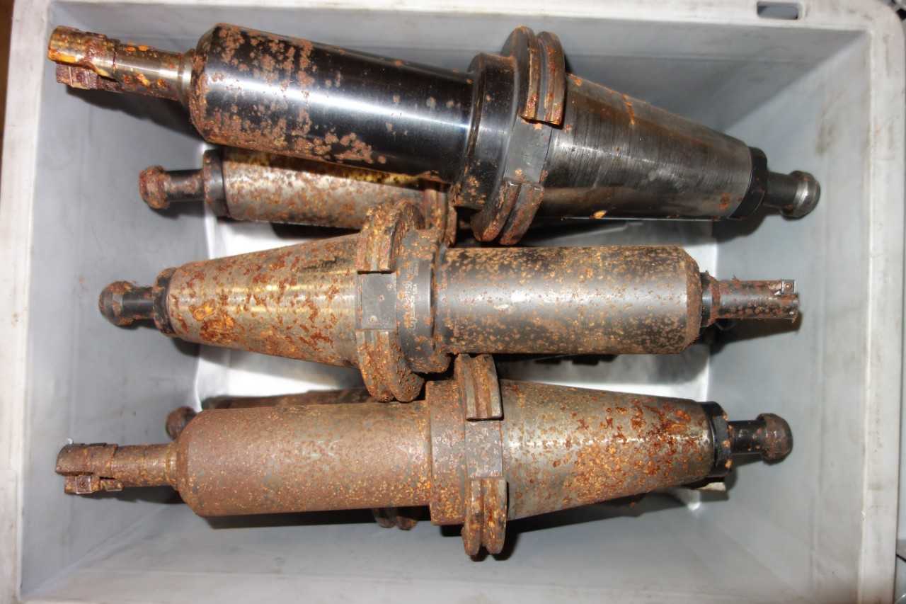 CAT 50 TOOL HOLDERS WITH ATTACHMENTS - MACHINING ACCESSORIES & TOOLING