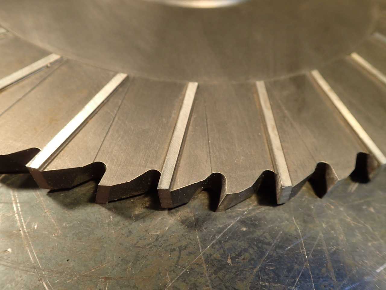 10" x 3/8" x 1-1/4" Arbor Hole Staggered Tooth Horizontal Mill Milling Cutter - MILLING TOOLS