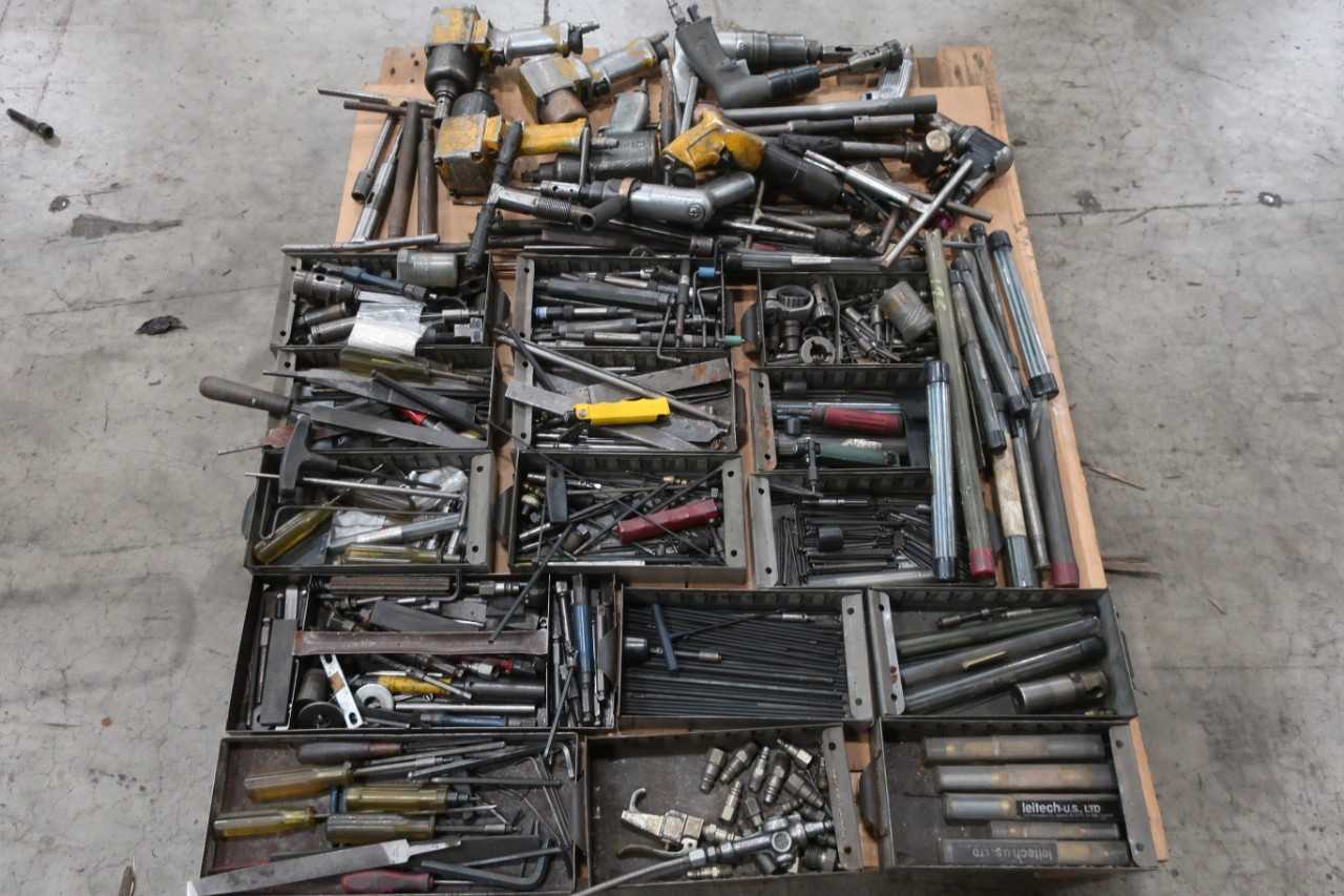 1 PALLET OF ASSORTED TOOLS - MISCELLANEOUS