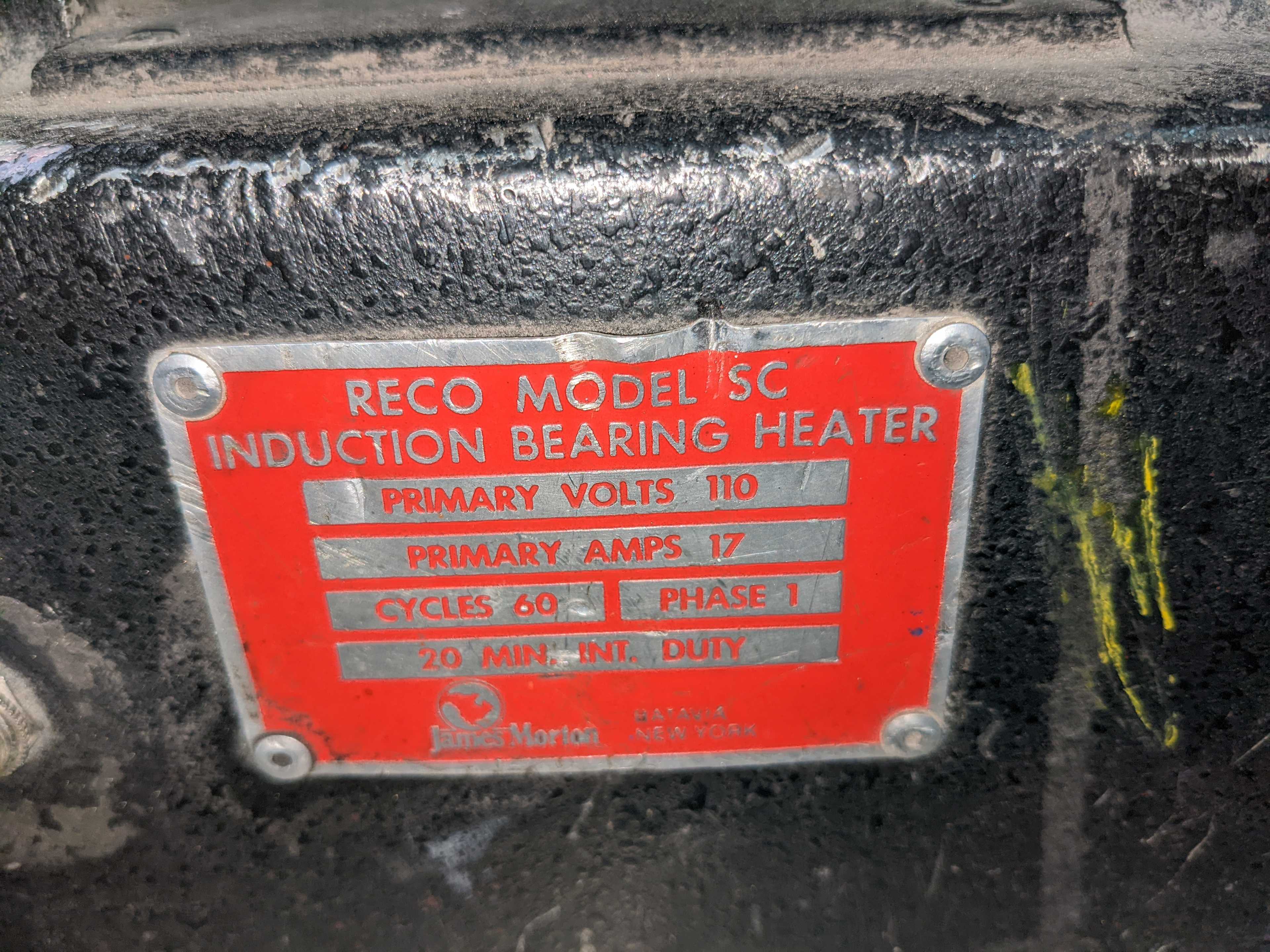 LOT OF THREE BEARING HEATERS - TEMPERATURE CONTROL COMPONENTS