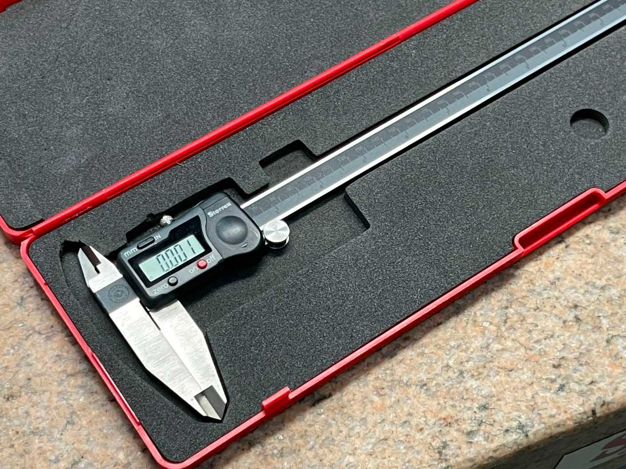 Starrett 12" Digital Dial Caliper - ELECTRIC POWER TOOLS