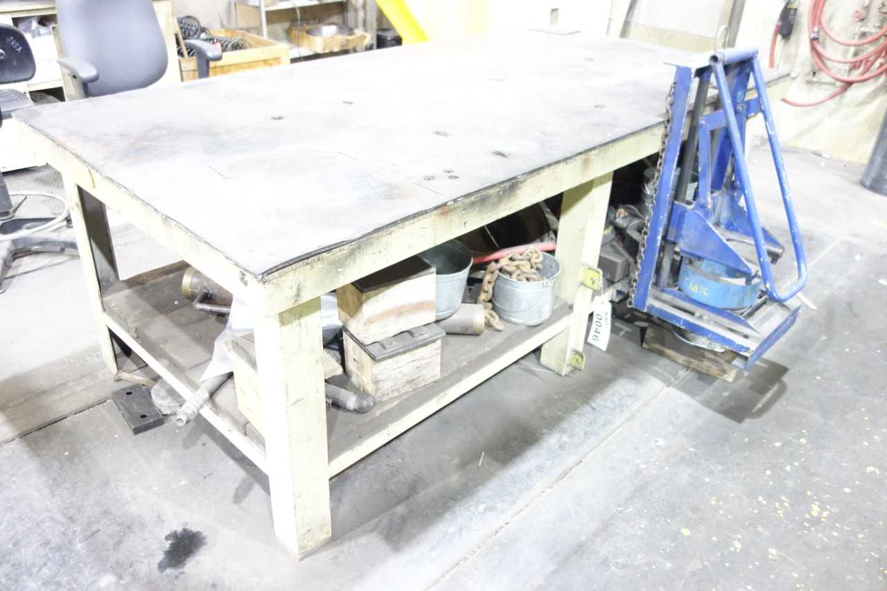8'x4' steel work table with contents - PLANT & FACILITY
